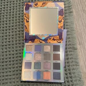 BH Cosmetics Blueberry Muffin Palette